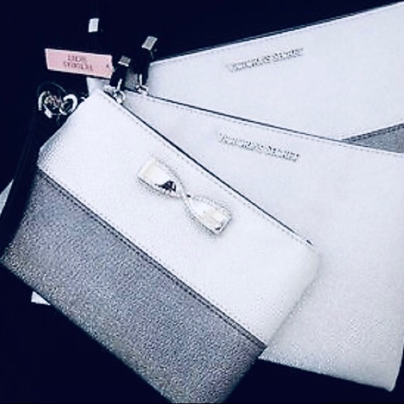 Victoria Secret Silver Metallic Cosmetic Wristlets - Picture 2 of 7